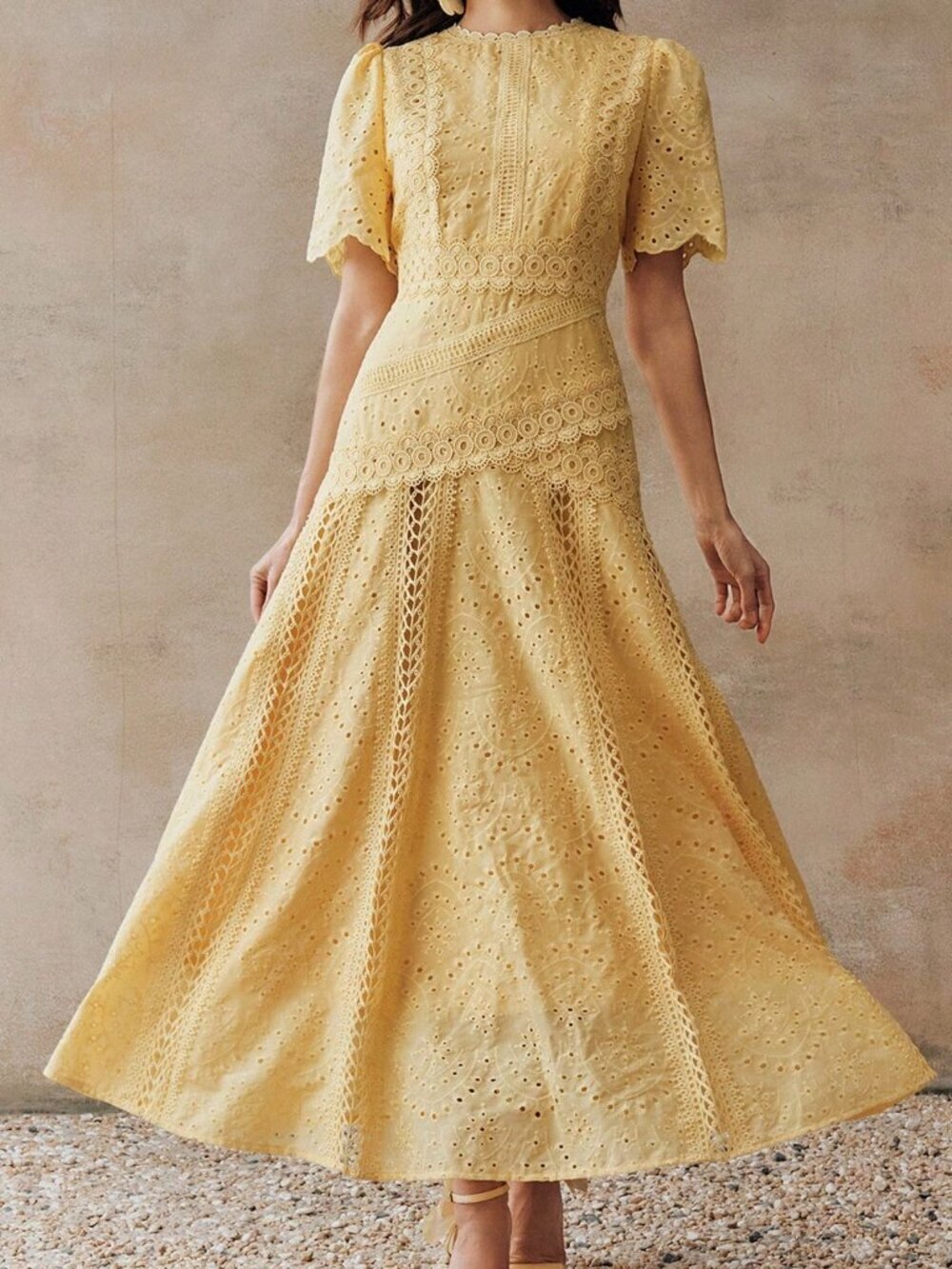 Yellow Elegant Women's Round Neck Short Sleeve Dress
